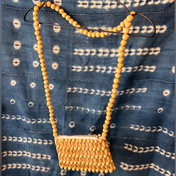 Beaded Crossbody - Picture 4 of 4